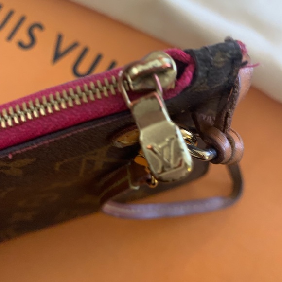 Louis Vuitton pochette - Picture 5 of 8